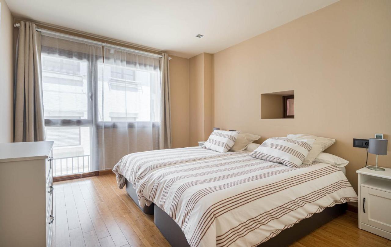 Apartamentos Calle Mayor 23 Llanes Esterno foto